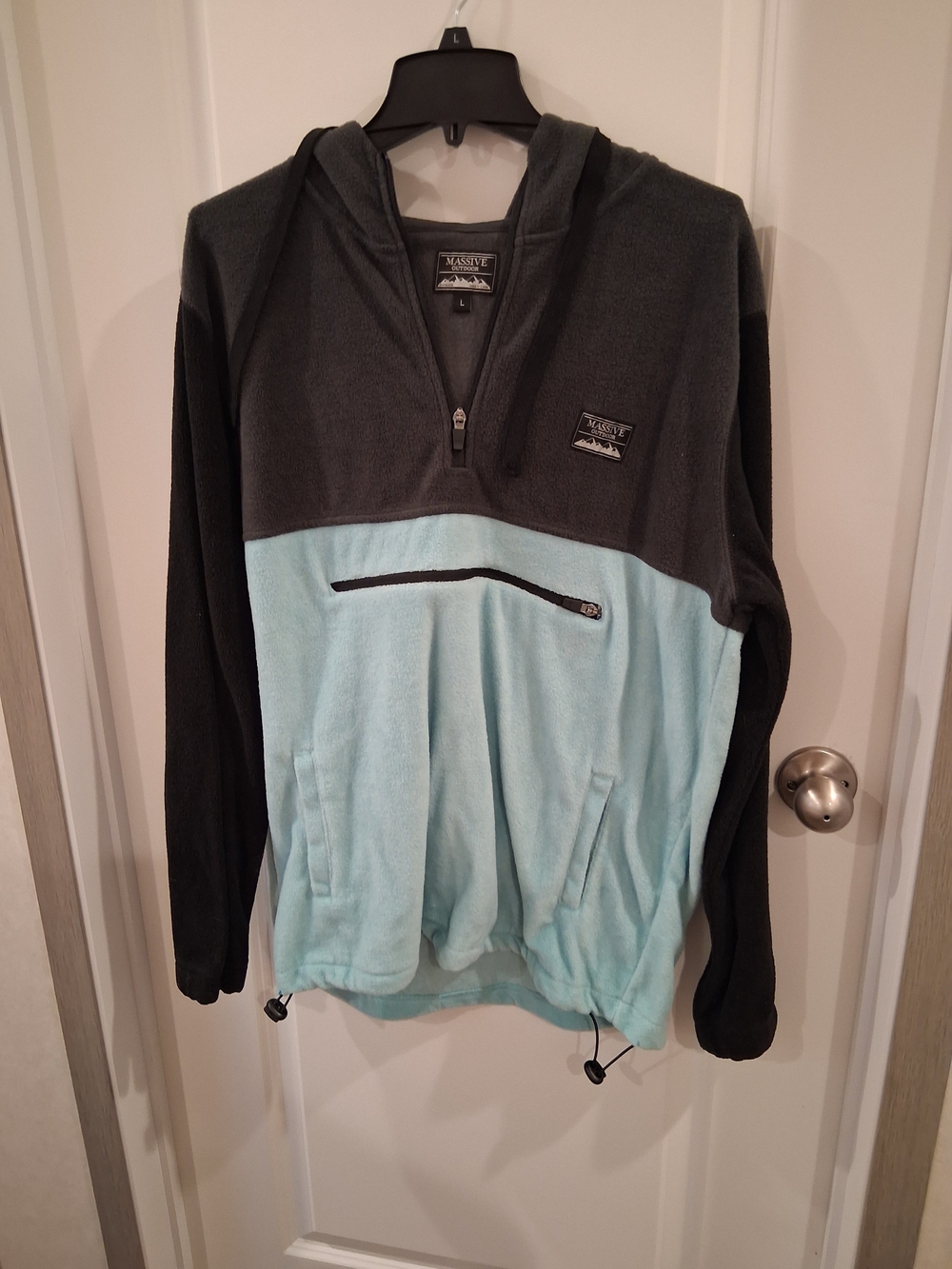 Massive Outdoor Half-Zip Hooded Fleece Pullover - Charcoal & Light Blue SZ L